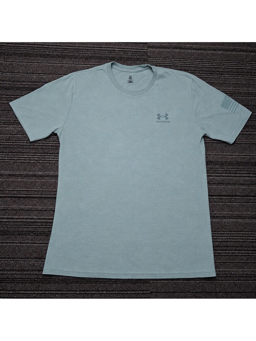 Under Armour Freedom Mens Medium Blue Gray American Flag Patriotic Graphic T Shi